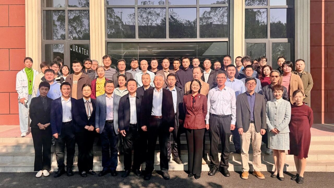 a801e8f37e1ef1545d7c07bdc7a67cda